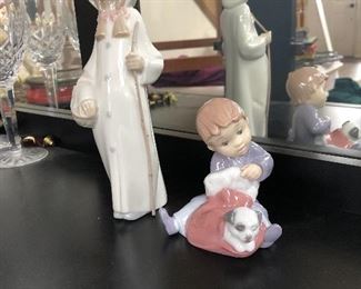 Nao & Lladro figurines (2)