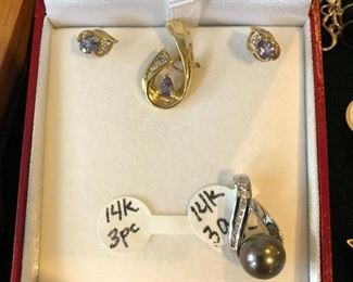 14K & black Pearl pendant
14k pendant & earrings