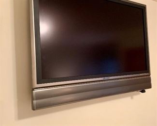 Wall mount TV