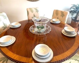 Noritake service for 8