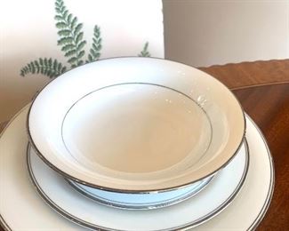 Noritake “Envoy” china, service for 8