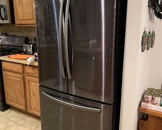 $775-OBO -2017  Gorgeous Samsung side by side with French door 