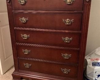 $475~ OBO WONDERFUL BASSETT FIVE DRAWER  COLONIAL STYLE SOLID CHERRY HIGHBOY 