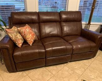 $900 ~ GORGEOUS DOUBLE RECLINING LEATHER SOFA  ~ THREE YEARS OLD AND IN PRISTINE CONDITION 