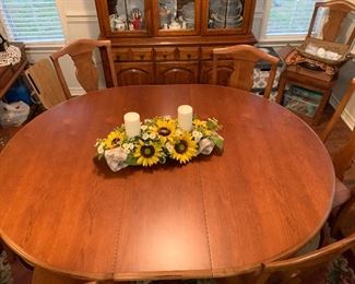 $225~ BEAUTIFUL ROUND  54" DIAMETER   TABLE ONLY ( AS IS DAMAGED SURFACE ) WITH ONE LEAF                   