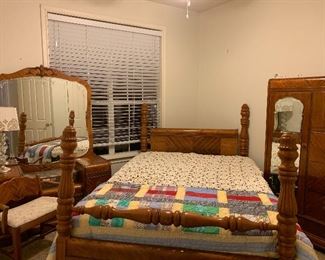$1200~ OBO ~ A RARE FIND !!!! ~ AMAZING ART DECO BEDROOM SUITE INCLUDING FULL SIZE BED / (NO MATTRESS) , MIRRORED VANITY WITH VANITY STOOL , SIDE BY SIDE HIGHBOY CHEST WITH BAKELITE HANDLES 