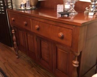 Beautiful KY cherry buffet cabinet made by Colonial House Furniture, Auburn KY.  This piece is in excellent condition and ready for use and decorating.  
