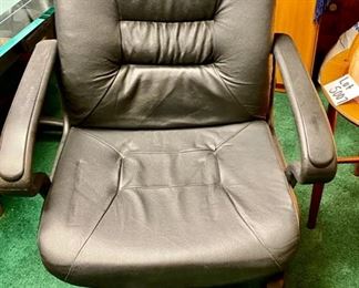 Lot 5002.  $40.00 Ea.  Chair A-G, Total of 8 Chairs from Office Club Inc. Black Simulated Leather Chairs w/ Adjustable Seat  25.5" W  x  40" H x 18" D.