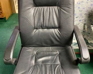 Lot 5003 $50 .00  Black Leather Look Office Executive Chair 26"W x 46" H x 19"seat height w/adjustable seat