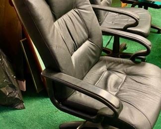 Lot 5003 $50 .00  Black Leather Look Office Executive Chair 26"W x 46" H x 19"seat height w/adjustable seat