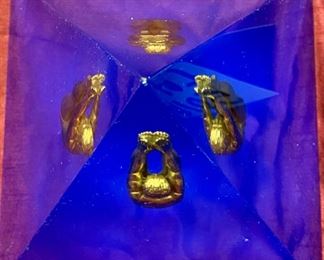 Lot 5016. $75.00. Acrylic Pyramid with Bronze Diver in Mid Dive. Really really cool! Very Striking Blue  6" Square  x 6" H.