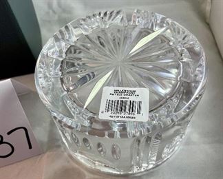 Lot 5037.  $28.00. NIB. Waterford Crystal Bottle Coaster, Millennium Collection.  5.25" h x 3"t
Retails for $115  w/box. Another nice gift! (Bottle of Wine not included)