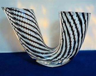 Lot 5083. $195.00 Harrie Glass Black and White pair: Large Double Vase 8"w x 5.5"h x 3"d & A Harrie Swirl Black & White Art Glass Paperweight also by Harrie. 3"dia x 2"t (the paperweight sold for $175 in September!)