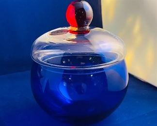 Lot 5086. $48.00  2 Pieces of vintage mod Kaspar Selesia Art Glass, this grouping includes a clear covered bowl on cobalt base with ruby stem (7" H x 5" W) & Kaspar Selesia Art Glass covered cobalt bowl w/clear glass cover and ruby knob (4.5"H x 3"W). Made in Germany.