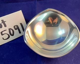 Lot 5091. $20.00 Nambe' Tri-Corner Bowl Designer Nambe' 526.   Measures 6"diameter, 8 oz bowl.  We have 6 of these available...