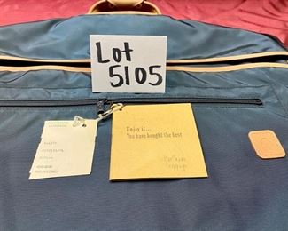 Lot 5105  $40.00 Hartmann Luggage Navy Pack Nylon, Carry On Suit or Dress Bag.  New with Tag Retails for $95.00  21.5"w x 21"H
