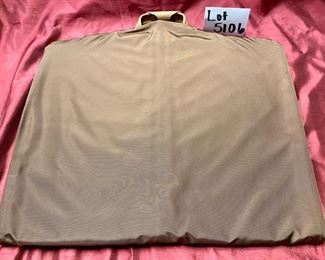 Lot 5106. $40.00 Hartmann Luggage Cocoa Pack Nylon, Carry On Suit or Dress Bag.  New with Tag Retails for $95.00  21.5" W x 21"H