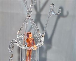 Lot 5122. $28.00. Mayflower Glass Sculptures Hot Air Balloon w/original box 9"h. Glass dome is hand-blown. Made in Britain.   Check out the guy in the glass basket