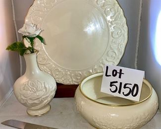 Lot 5150. $40.00 Awesome Lenox Package 1. Lenox Cake Plate (11.75" diameter) with a few signs of use (including plate stand), Lenox Masterpiece Flower Bowl Hand Decorated in 24k Gold (6" diameter x 3.5" H), Lenox Flower Vase 6.5" H x 4.25" W. and a Sheffield Pearlized handle stainless cake knife