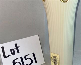 Lot 5151. $30.00 Lenox Package 2. Lenox Meridian Bud Vase (7" H  x  3.5" W), Lenox Bud Vase (6" H x 4.5" W), Lenox Pencil Cup w/reticulated snowflakes (4" H x 3" Diam.)