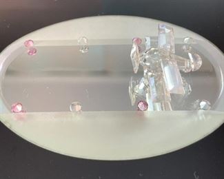 Lot 5180. $18.00. Crikey Mate! Here's our down-under deal! Crystal + pewter Koala in a tree, 2.5"x2.25"w. Super cute Kangaroo with her Joey (has been repaired) by crystal Zoo and lastly a cute airplane (can we call it a Qantas plane just because?) with a mirrored runway 3" long.  All sold as-is. 