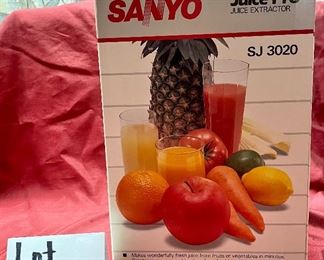 Lot 5193. $30.00. Sanyo Juice Pro Juice Extractor Model: SJ3020. We have 2 extractors. 