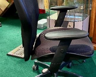 Lot 5214. $75.00. Black Nylon Executive Office Chair on Wheels, adjustable Seat "Office Star Products" 27"w x 19"seat depth. Not in perfect condition, but works well and is comfortable. 