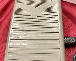 Lot 5220.   $75.00. Singer Electronic Control Model #4562. With Pedal & Power Cord. Great Condition, tested and working. 