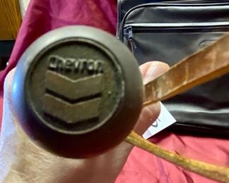 Lot 5115.  $85.00. Brown Leather "The Shoe Horn" Saddle Bag. Used to go over a Suitcase for additional storage. 2 zipper pockets and 1 zipper compartment. 16" W  x 12" H.  In addition we have included a  solid brass shoe horn. 16" W  x 12" H