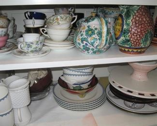 Deruta. Bone China Cups.