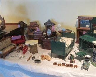 Doll house furniture, sold as one lot.