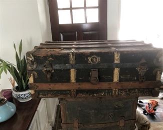 Steamer Trunks.