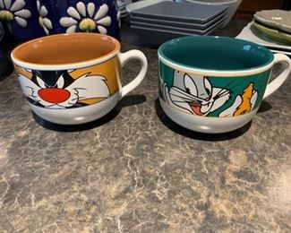 Looney Tunes mugs 