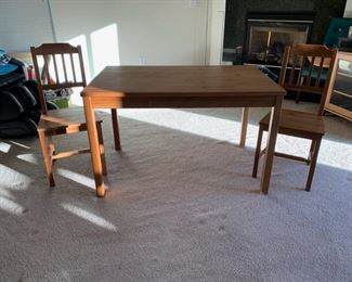 dining table and chairs 