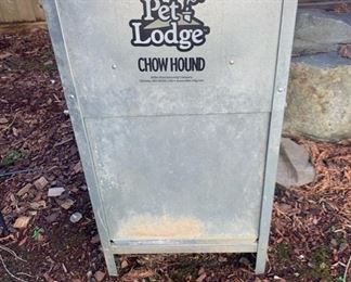 Pet Lodge Chow Hound 