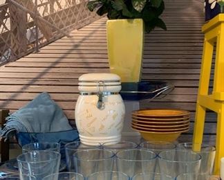 home decor, kitchen items 