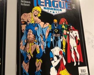 DC Justice League Comic Book, Great Condition 