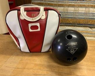 Vintage Brunswick Bowling Bag and Ball 