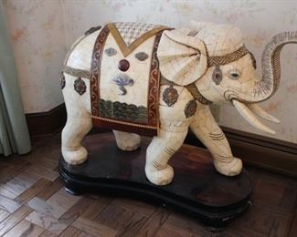 Tesselated bone large elephant