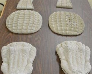 701 - 3 pc Concrete Crocodile - (2) Choice