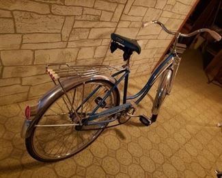 Vintage 1960's Schwinn Starlet III Ladies Blue 26" Bike EUC $450 