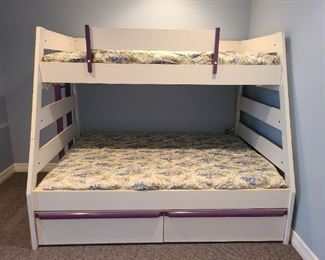 Camelot Furniture Corp.
Bunk bed with full size bed on bottom +  two drawers underneath
Very sturdy & well made 
We have two