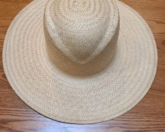 Woman's straw hat 