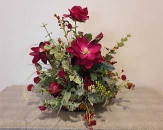 Floral arrangement with wood bowl bottom