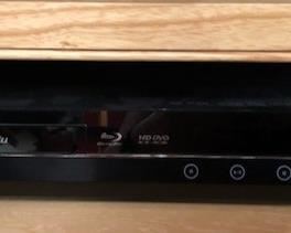 Disc & Video Cassette Player