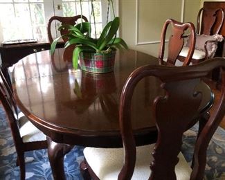 Dining table and chairs - Thomasville