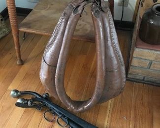Complete Horse Collar. Its a beauty.