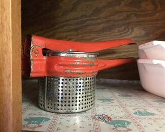 Love these vintage kitchen tools...great masher/grater