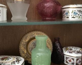 Wonderful music boxes, cranberry glass, green jade vintage vase
