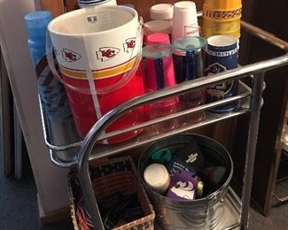 Nice Cart - one roller needs to be replaced